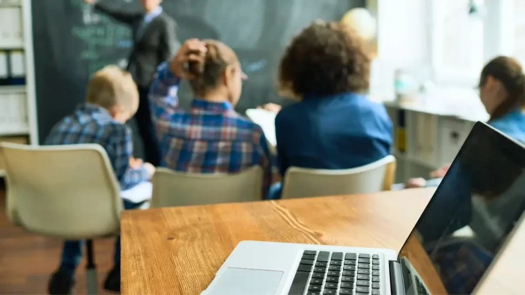 Educação Financeira nas Escolas